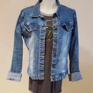 SO denim jean jacket,roll sleeve,size Small ?